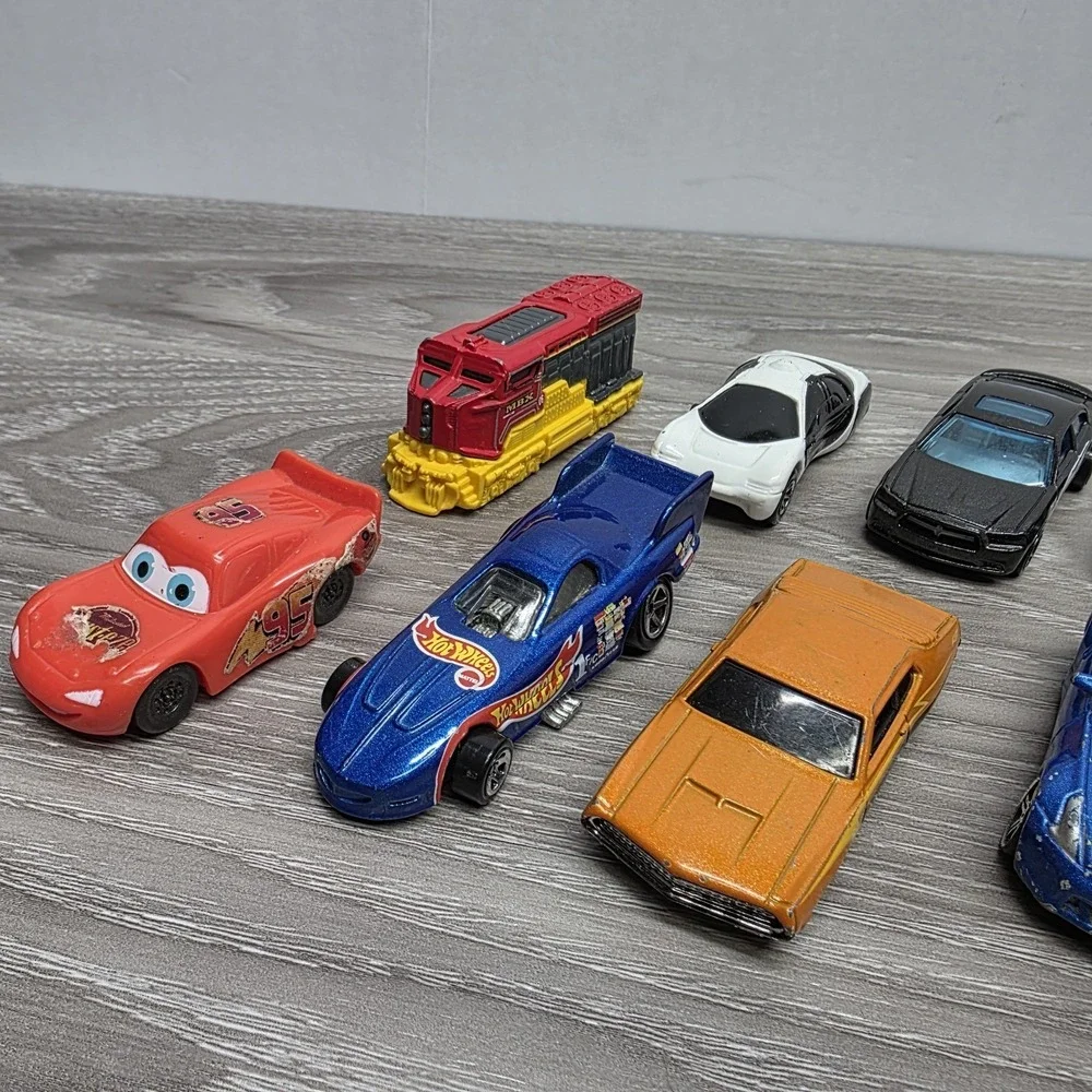 Diecast Cars Lot - HOTWHEELS, Maisto, Mаtchbox, MATTEL,‎ DISNEY - Lot Of 10